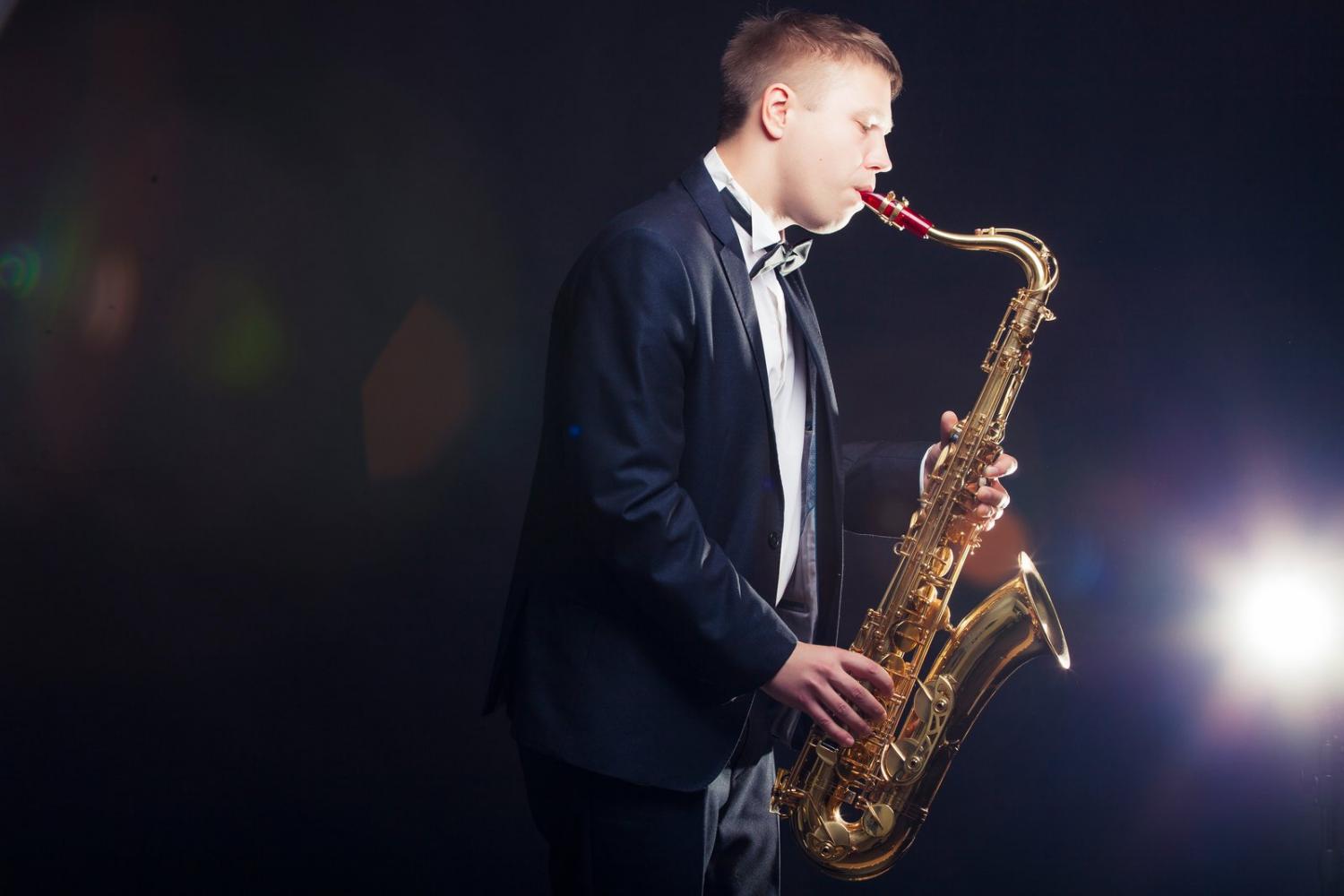 5 Best Tenor Saxophones Reviewed in Detail [Jan. 2020]