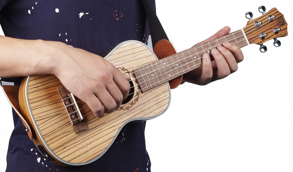 8 Superior Electric Ukuleles for Even the Largest Audience to Be Impressed