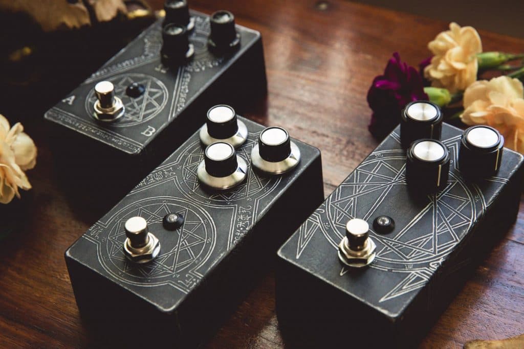 10 Incredible Fuzz Pedals - Enhanced and Edgy Sound!