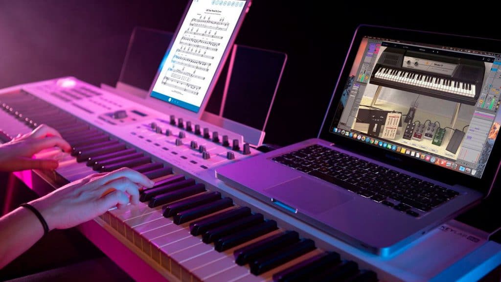 7 Best 88 Key Keyboards - When You Want To Get The Real Piano Feeling