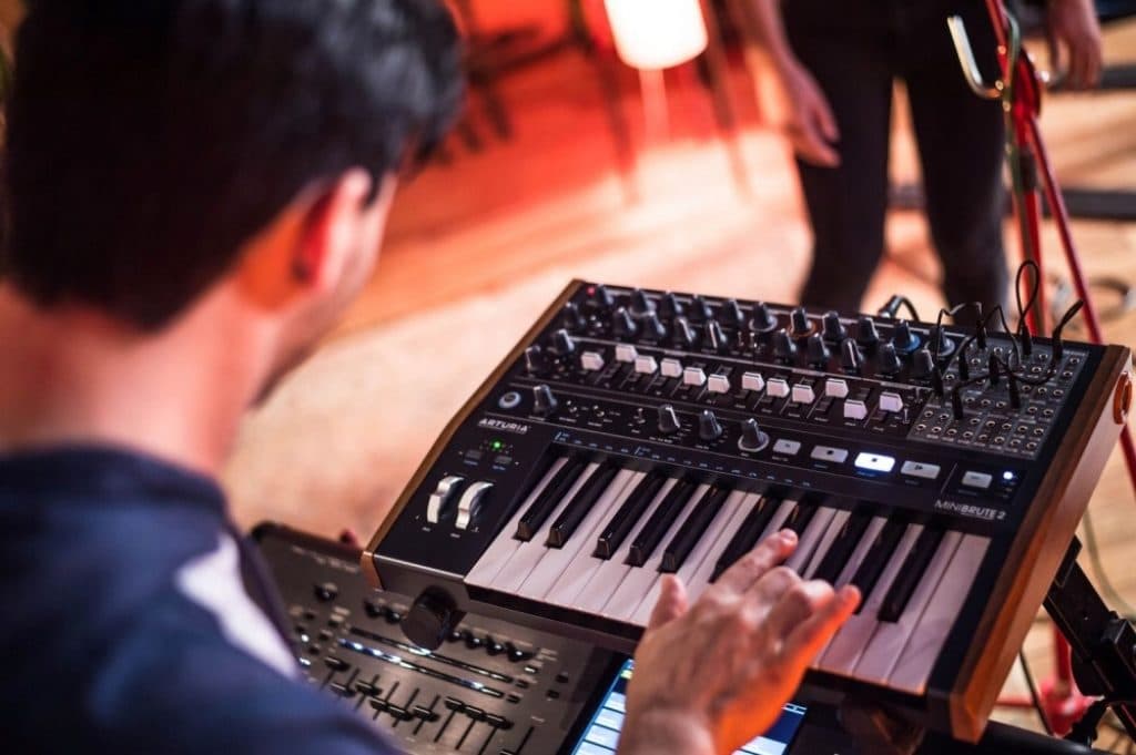 9 Best Analog Synths to Help You Create Music From Scratch