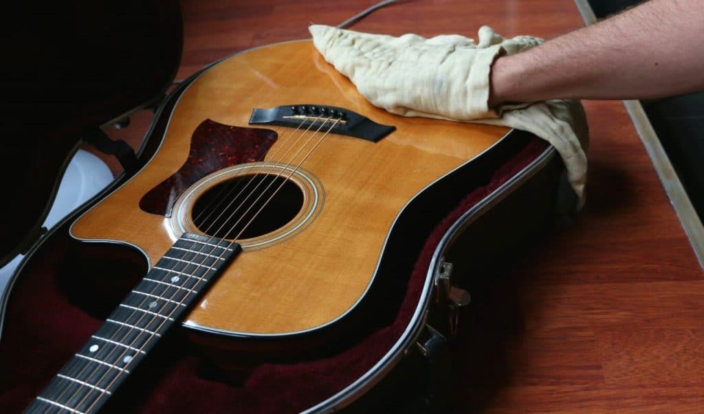 7 Wonderful Acoustic Guitars for Blues to Unify Feelings and Souls