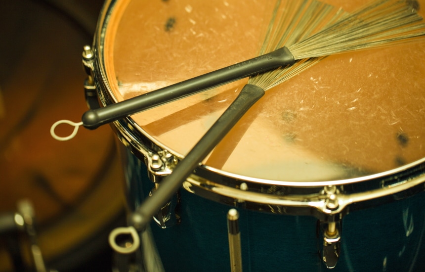 7 Best Drum Brushes - Variety of Different Scenarios and Drumming Styles