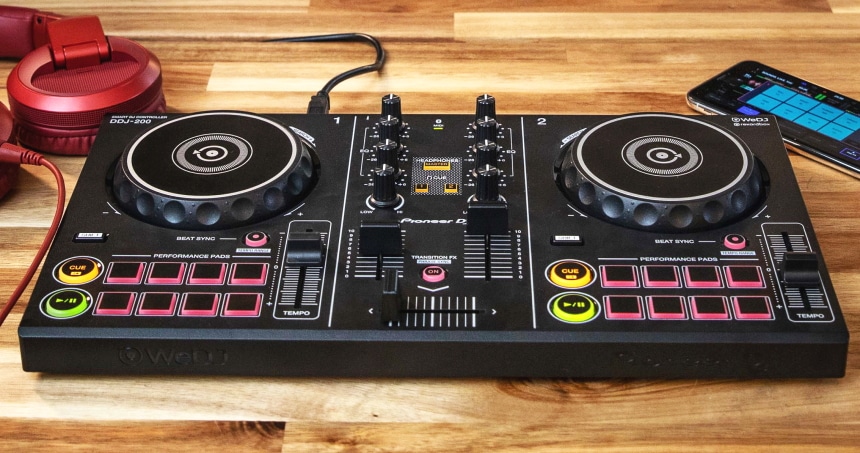 10 Best DJ Controllers – Create Your Flawless Sets and Mixes!