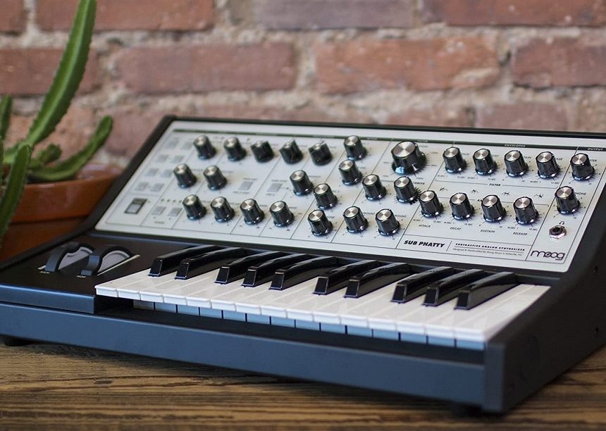 5 Best Mini Synths - High Quality and Portability!