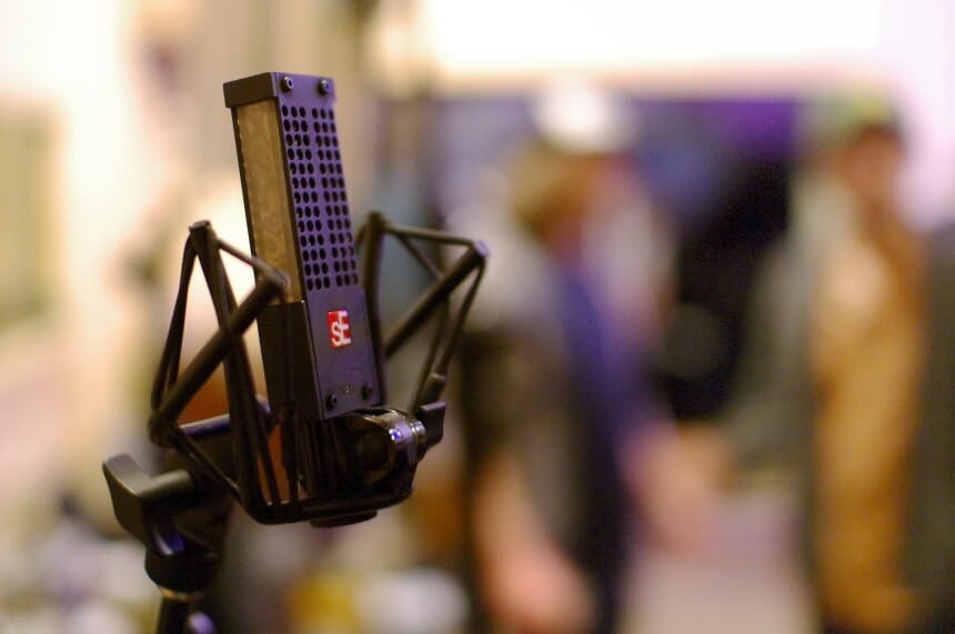 12 Best Ribbon Mics for a Smooth and Warm Vintage Sound