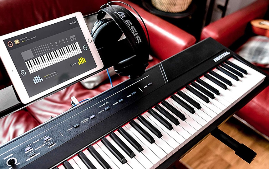 8 Best Keyboard Pianos under $200 – Budget-Friendly Options to Master Your Skills!
