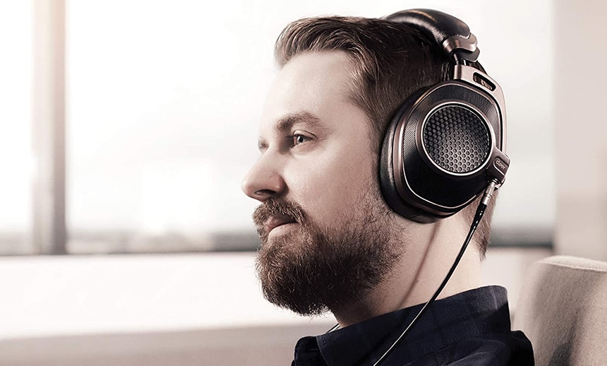 6 Best EDM Headphones Suitable for Studio and Home Use
