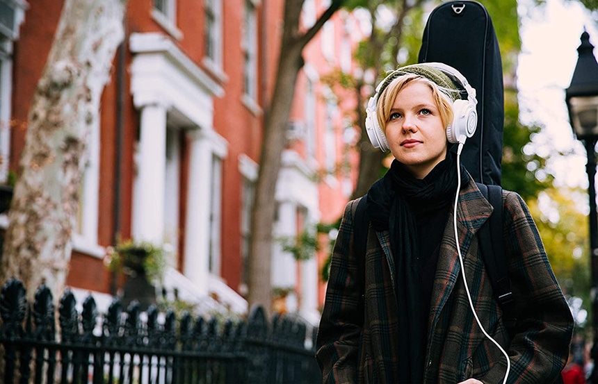 6 Headphone EDM Terbaik Cocok untuk Penggunaan Studio dan Rumah