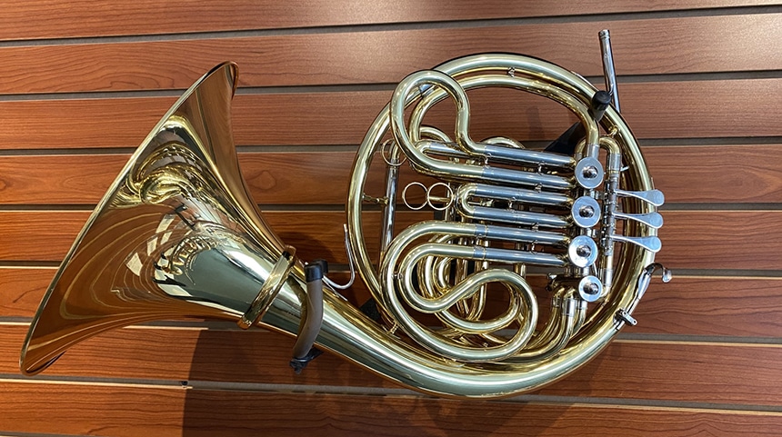 7 Best French Horns for Novices and Professional Players