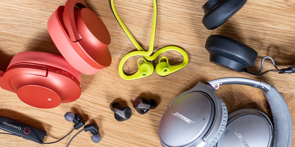 10 Types of Headphones: Which One Is Better?