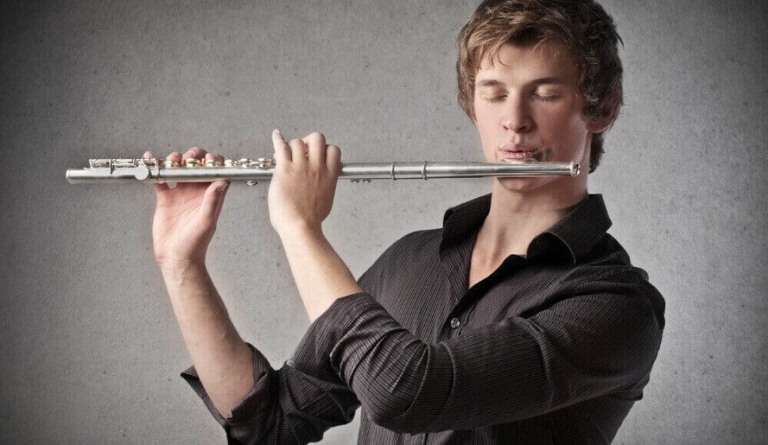 How to Play Flute Basic Info & Advice