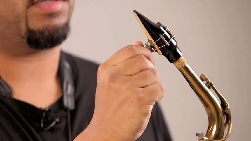 How to Tune a Saxophone: Easy Guide