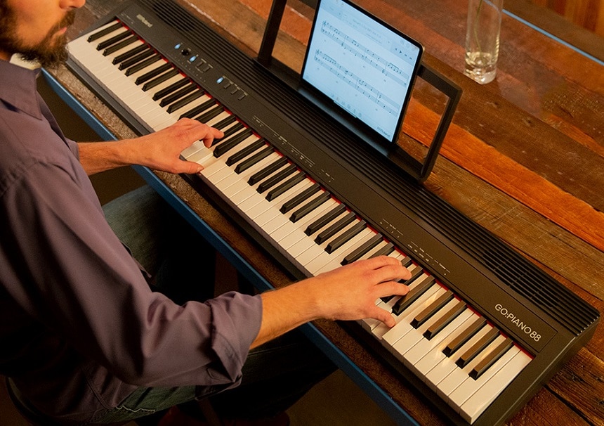 Synth vs Keyboard: Which One Should You Get?