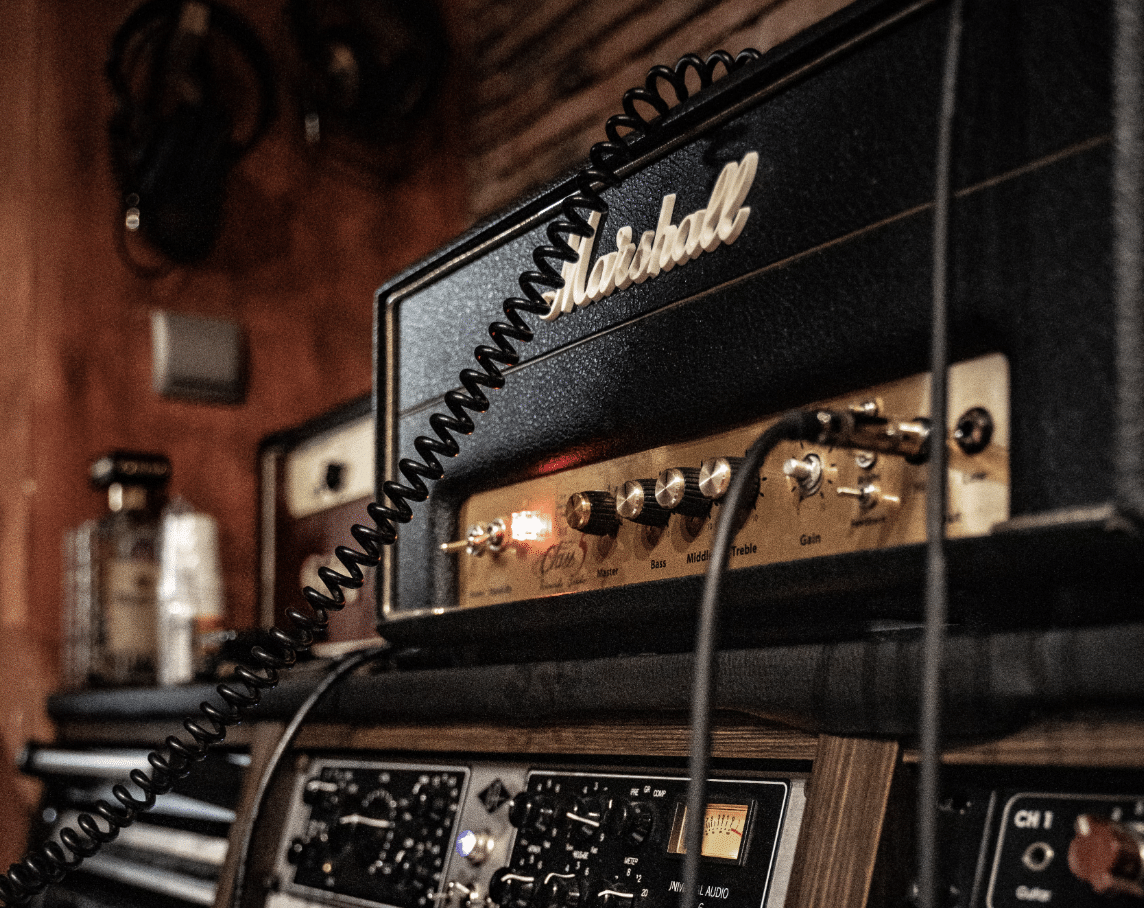 Preamp vs. Amp Learn The Difference In This InDepth Guide