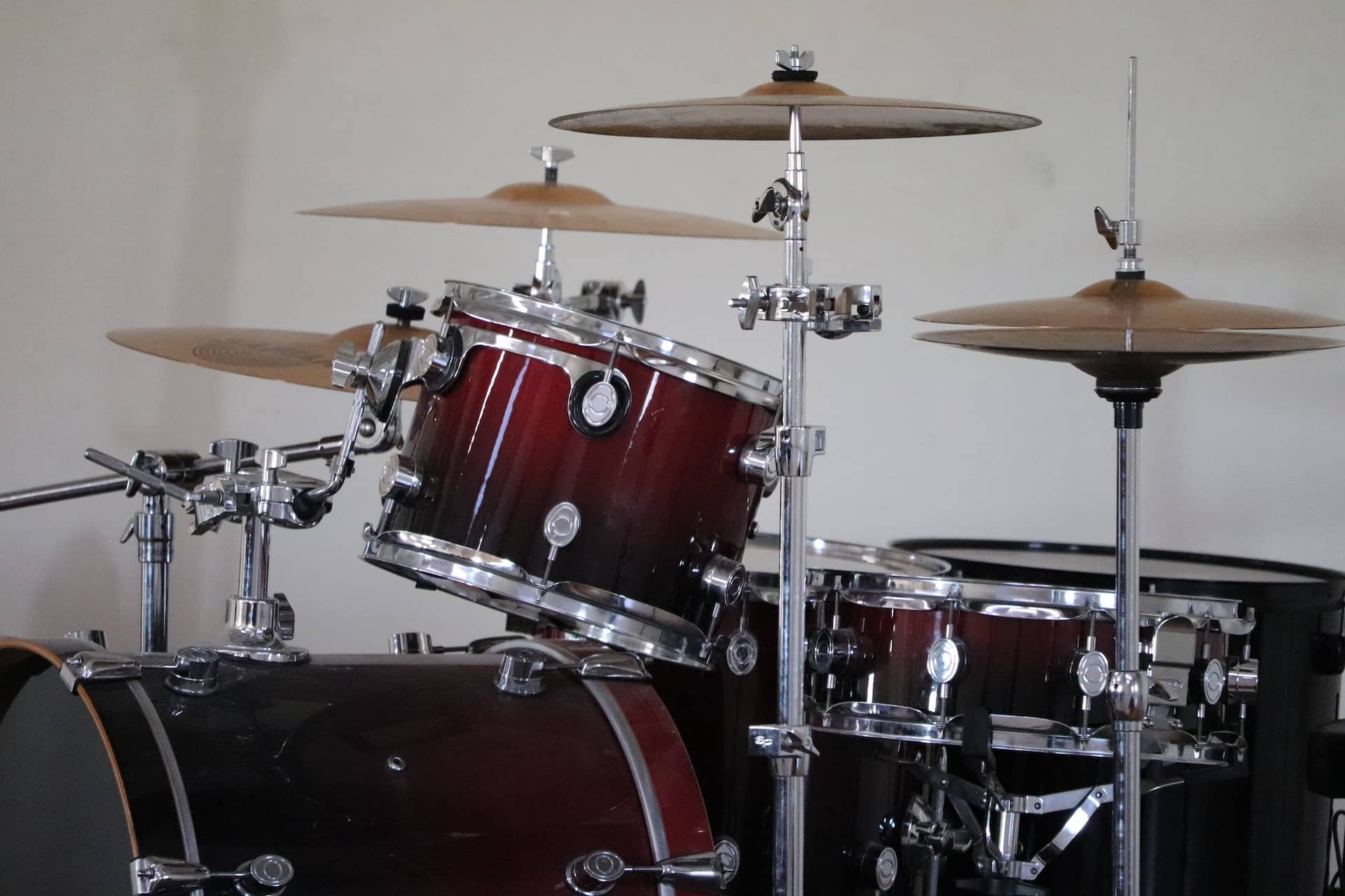 Unbeatable Portable Drum Sets: Expert Reviews & Essential Buying Advice